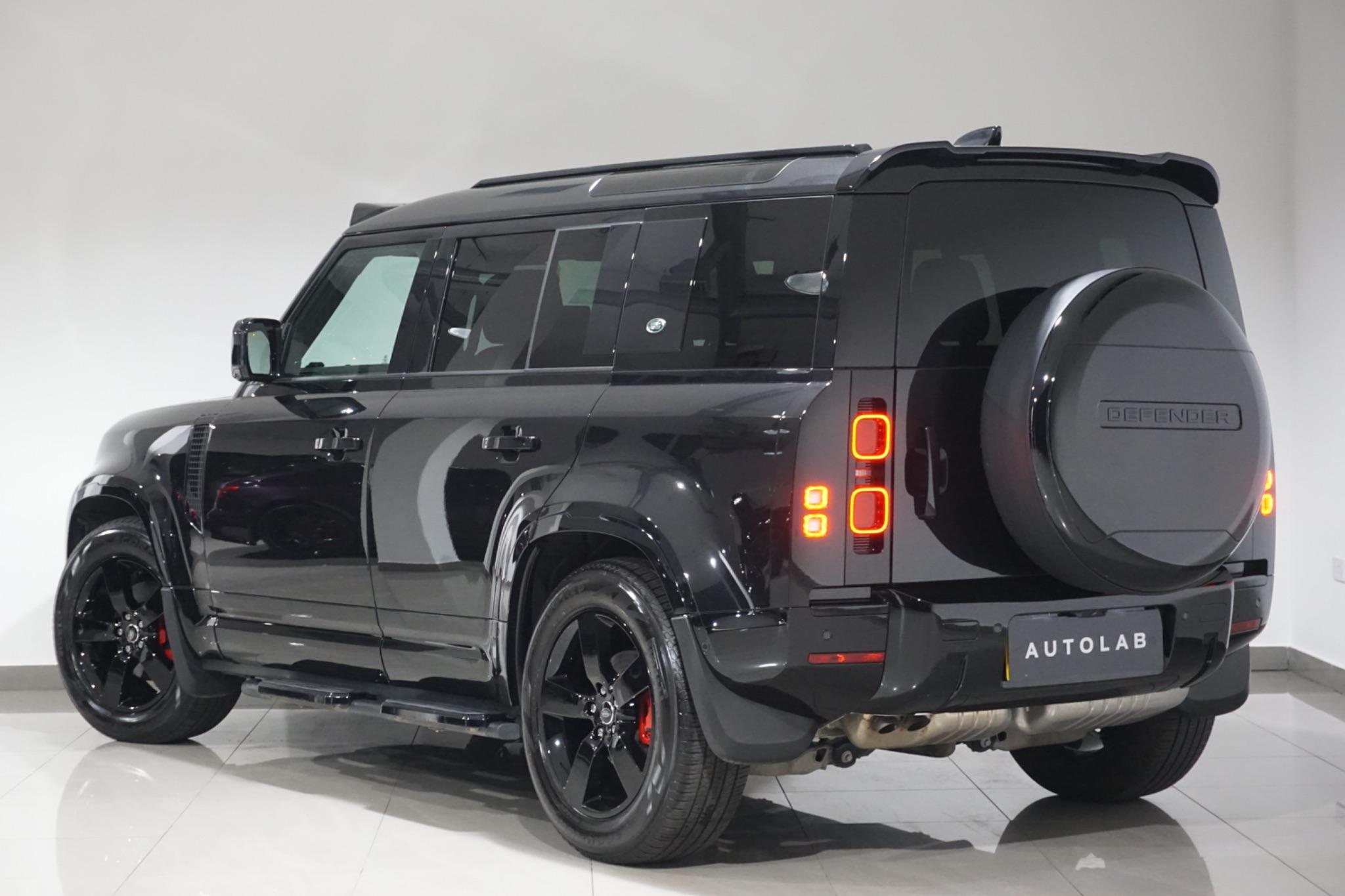 Land Rover Defender 110 3.0 D250 MHEV HSE Auto 4WD Euro 6 (s/s) 5dr